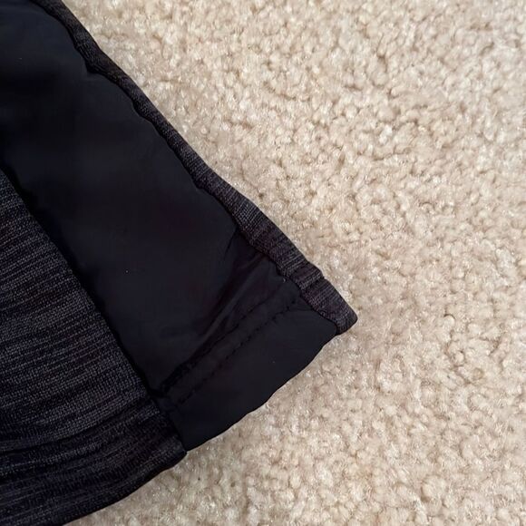 CHAMPION SIZE MEDIUM 8/10 SHORTS - Picture 2 of 8